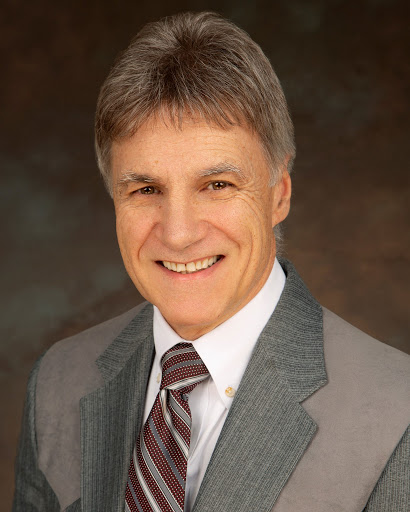 Bruce Evans MD